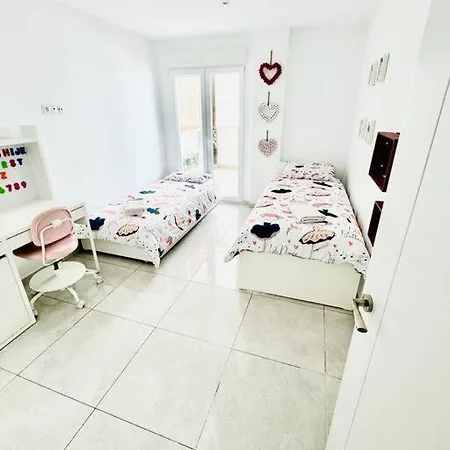 Flat Terrace & Bbq Appartamento