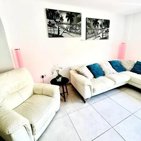Flat Terrace & Bbq Appartamento Benalmádena